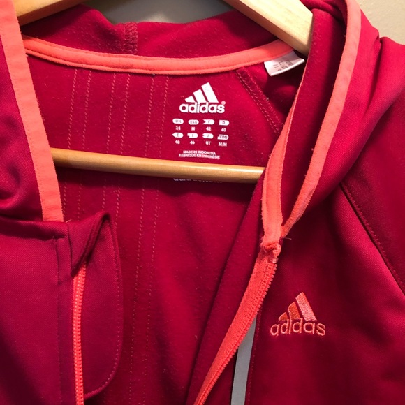 athletic jacket - Picture 2 of 3